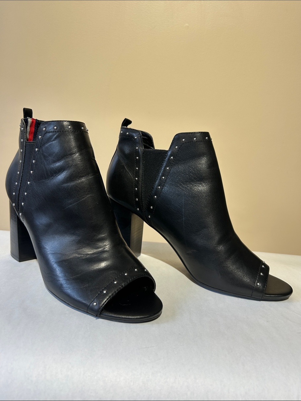 Tommy Hilfiger Open-Toe Studded Ankle Booties, Black, size 10